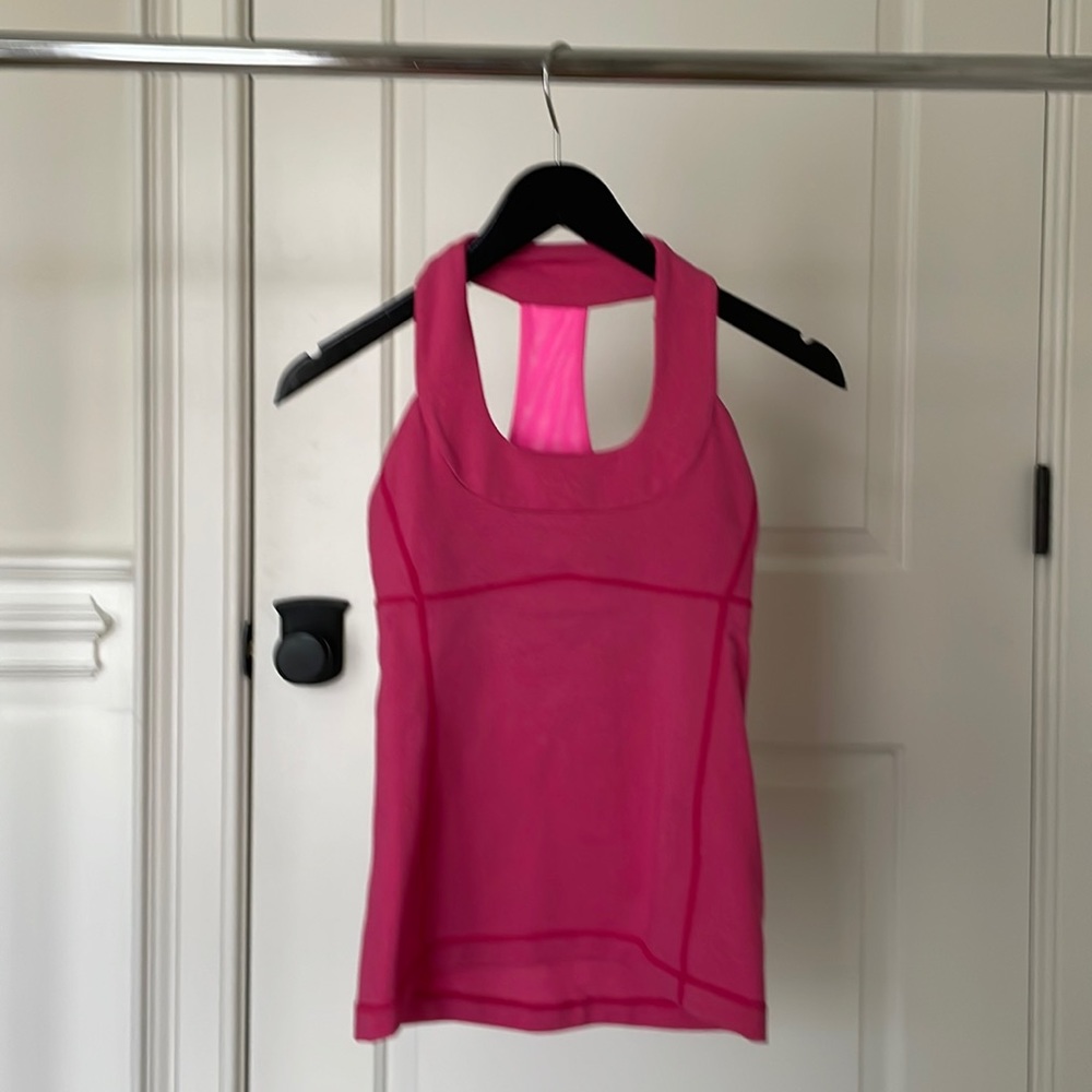 Lululemon scoop neck tank, size 4, dark pink